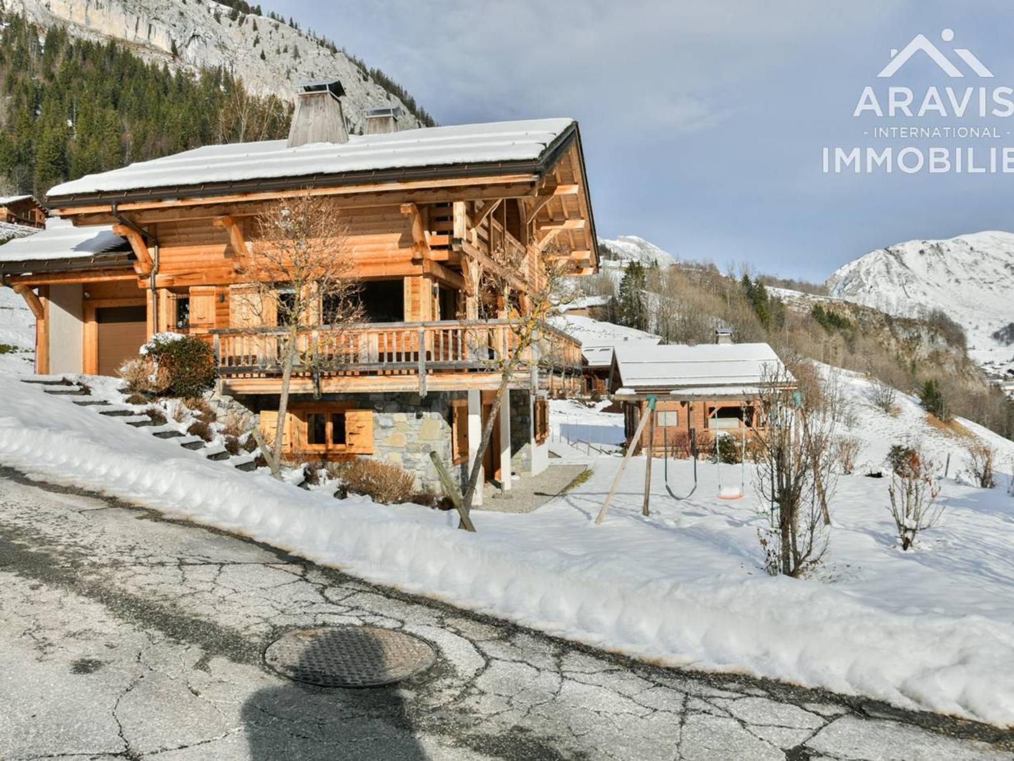 Chalet 5 Chambres Pour 8 Pers. Avec Wi-Fi Et Garage Au Grand-Bornand - Fr-1-391-199 Le Grand-Bornand Exterior foto